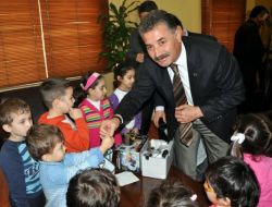 Toroslar Belediyesi Çocukların Gelişimine Katkı Sağlamak İçin Oyuncak Kampanyası Başlattı