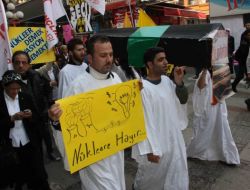 Mersin’de Nükleer Karşıtları Tabutlu Eylem Yaptı