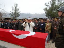 Kalp Krizi Geçirerek Hayatını Kaybeden Askere Hüzünlü Tören