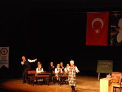 Huzurevinde Kalan Yaşlıların ‘hababam Sınıfı’ Gerçeğini Aratmadı