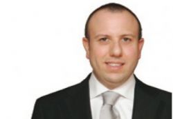 Bir Medya Patronu Daha Siyasete Giriyor