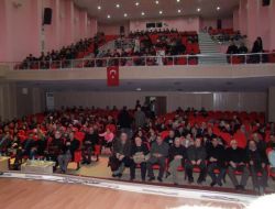 'Gelibolu' Oyunu Gözyaşlarıyla İzlendi