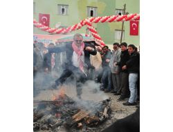 Vali Karaloğlu, Bayramı Kürtçe Kutladı: Nevruz Piroz Be