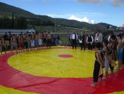 Antakya Belediye Başkanı Savaş, Nevruz Coşkusuna Ortak Oldu