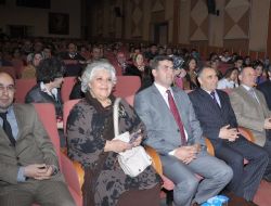 Liselileri Şiddetten Uzak Tutmak İçin Stand-up Yarışması Düzenlenecek