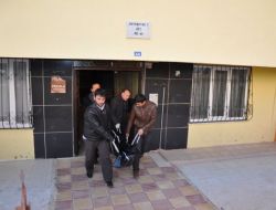 BABA-OĞUL BİRBİRİNE KURŞUN YAĞDIRDI