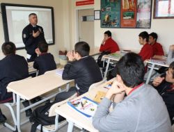 Öğrencilere Kolbastı Destekli Trafik Eğitimi