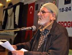 Yaşlılar Şiir Okudu, Geçmişten Hatıralarını Anlattı