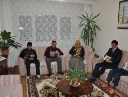 Yeni Renk Dershanesi Velileri 'Kitap Kurdu' Yaptı