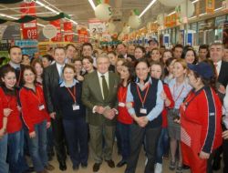 Koç Ailesi İzmir'de Toplu Açılışa Katıldı