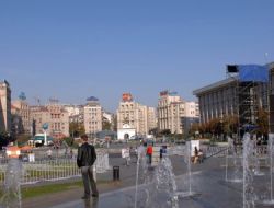 Turuncu Devrim Meydanında Kerpiç Can Aldı