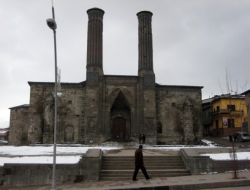 Çifte Minareli Medrese'nin Koruma Restorasyon İhalesi Nisanda Yapılacak