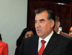 Tacikistan Lideri Halka İki Yıla Yetecek Kadar Gıda Stok Etmelerini İstedi