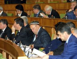 ÖZBEKİSTAN SENATOSU DA ONAY VERDİ