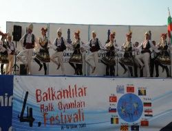 Atatürk'ün Başlattığı 'balkanlılar Festivali' İzmir'de Yeniden Yaşatılıyor