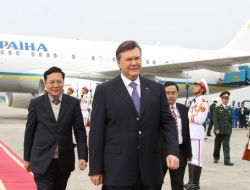 Ukrayna Cumhurbaşkanı Vietnam’da..