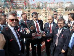 Bakan Çelik: Yıldırım'a Üniversite Geliyor