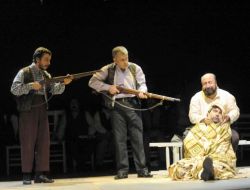 Kürtçe Oynanan 'Aladağlı Mıho'nun Prömiyeri Yapıldı