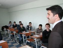 Deneme Sınav Kitapçıklarını Yırtarak Ygs Öncesi Stres Attılar