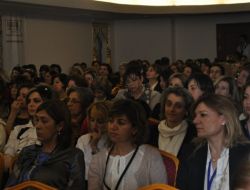 Hatay'da Kadın Sorunları Masaya Yatırıldı