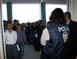 Öğrenciler Midyat’ta Sınava Girmenin Heyecanını Yaşadı