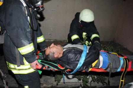 İZMİR'DE OTEL YANGINI: 3 YARALI