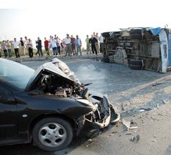 Tankere Vurdu: 3 Ölü, 1 Yaralı