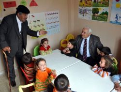 Vali Çolak, Öğretmenlerin Başka Yerlerde Görevlendirme İzni Yok