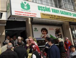 Uşşaki Vakfı’ndan 400 Aileye Et Yardımı