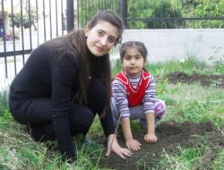 Minikler 200 Fidanı Toprakla Buluşturdu