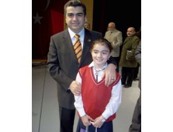 Şefika Güney, 285 Kitapla Türkiye'de En Çok Kitap Okuyan Öğrenci Oldu