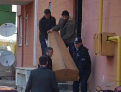 Kolonya İçti veHayatını Kaybetti