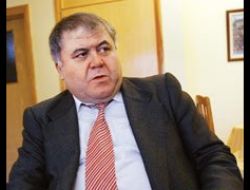 Prof. Dr. Salim Cöhce'nin Evinde Arama Yapılıyor