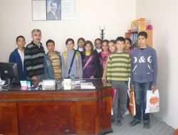 Hayırsever İşadamından Okuma Salonu Öğrencilerine Kıyafet Yardımı