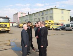 Vali Şahin, İl Özel İdaresi’nde İnceleme Yaptı