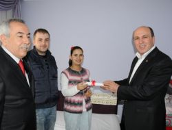 Balıkesir Belediyesi Doğan Her Bebeğe Hemşehrilik Beratı Veriyor