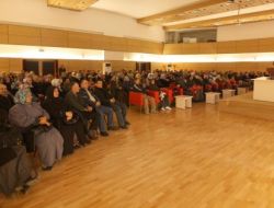 Sosyolog Öztürk: Gençleri Motive Etmenin Yolu, Onları Anlayabilmekten Geçiyor