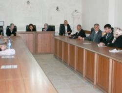 Kadınlara İş Kurulması İçin Mahalle Muhtarları Bilgilendirildi