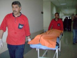 Askeri Ambulans Devrildi: 1 Asker Öldü!