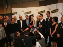 Senarist Özbek: Deli Dumrul’da Türkiye’deki Karanlık Olayları Deşifre Ediyoruz