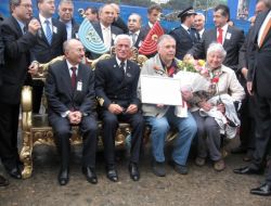 İstanbul'a Gelen İlk Turist Gemisi Törenle Karşılandı