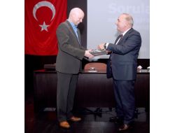 Eczacıbaşı Sağlık Grubu Başkanı Birol: Katiyen Kelimesini Kullanmayın