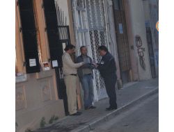 Kilise'nin Önünde Gaz Tabancasıyla Havaya Ateş Açan Kişi Yakalandı