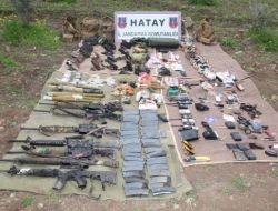 TERÖRİSTLERLE BİRLİKTE CEPHANE ELE GEÇİRİLDİ