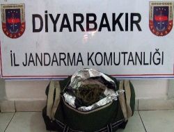Jandarma  11 Kilo Esrar Yakaladı