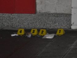 Ak Parti Binası Önünde Parça Tesirli Bomba