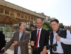 Side Belediyesi'nin Yeni Hizmet Binası Müze Şeklinde Yapılıyor