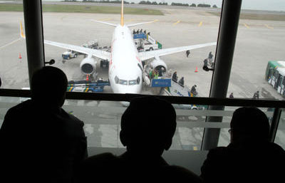 Yeşilköy'de bomba paniği