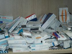 "İlaçlar Evde Kalmasın"