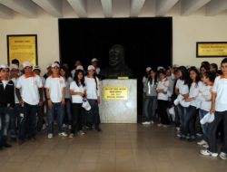 Çınarlı Öğrenciler Dicle Üniversitesi’ni Gezdi